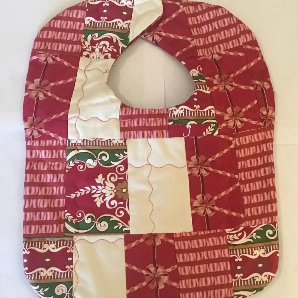 3/$25 or $12 ea. NWT Handmade Quilted Reversible Baby Bib.