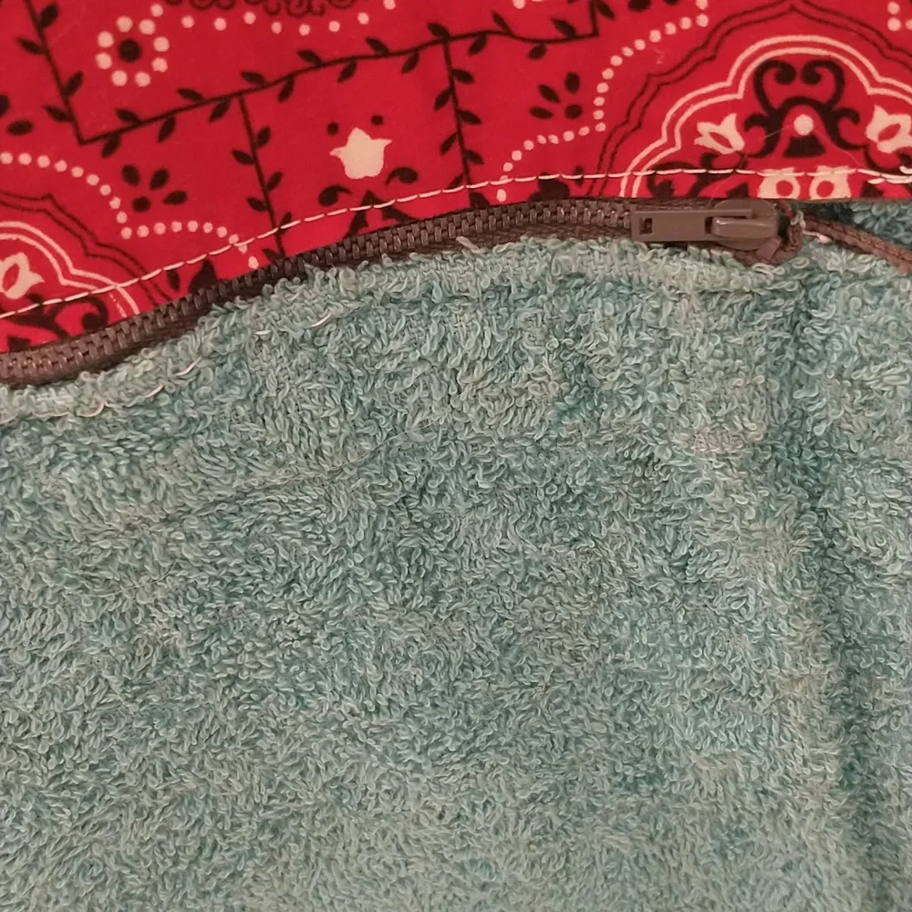 Vintage towel be