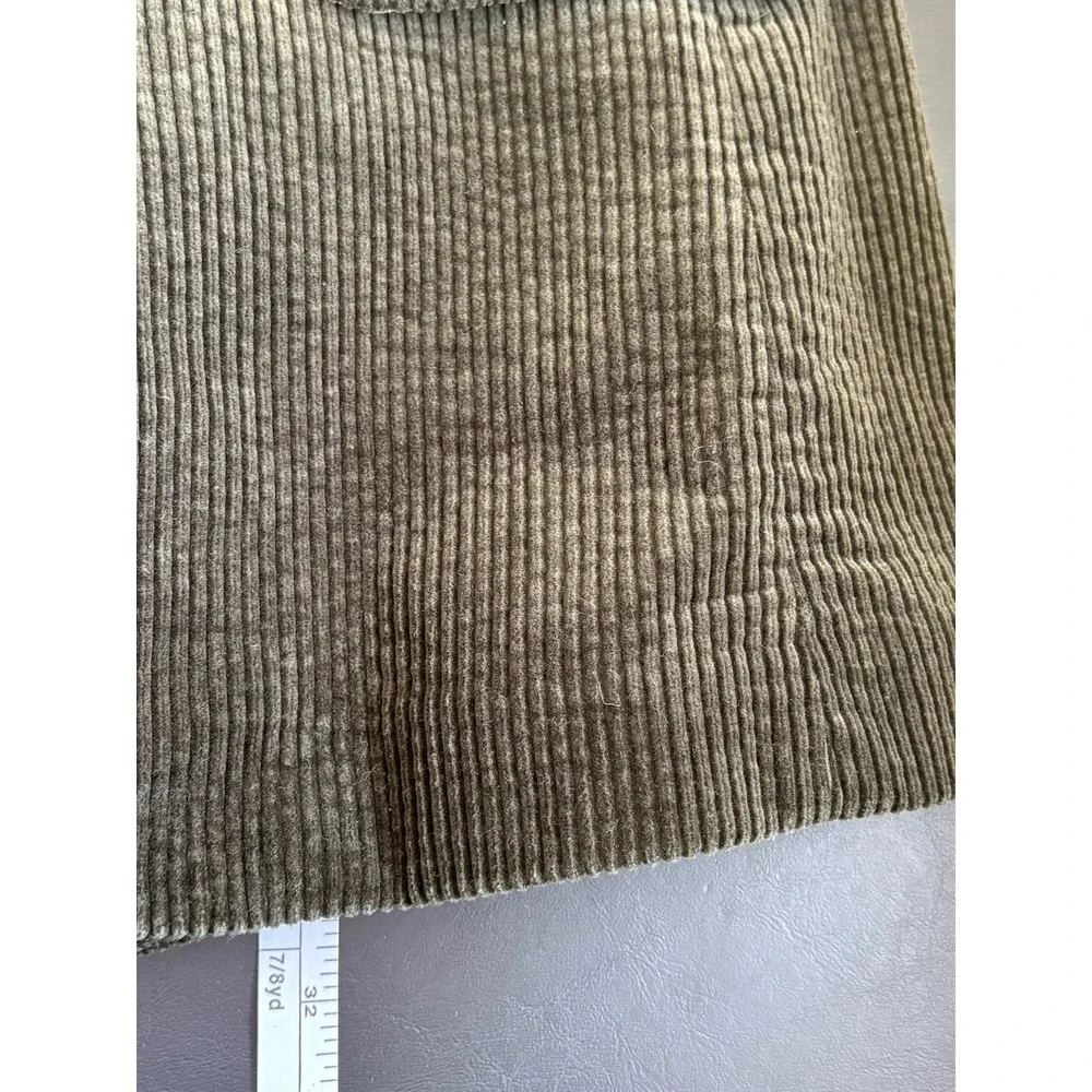 features velvet