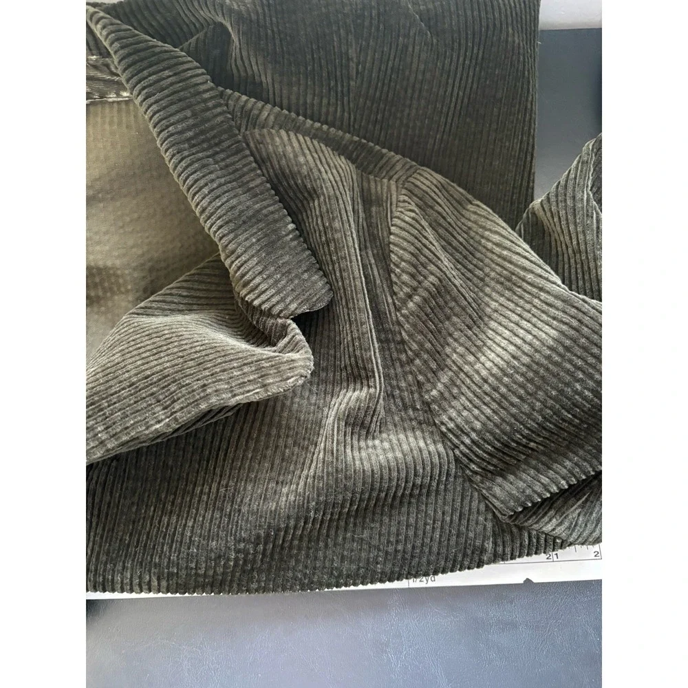 features velvet