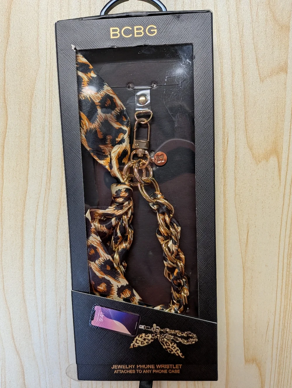 NIB BCBG Leopard Print Phone Jewelry Wristlet & Scarf Chain Charm
