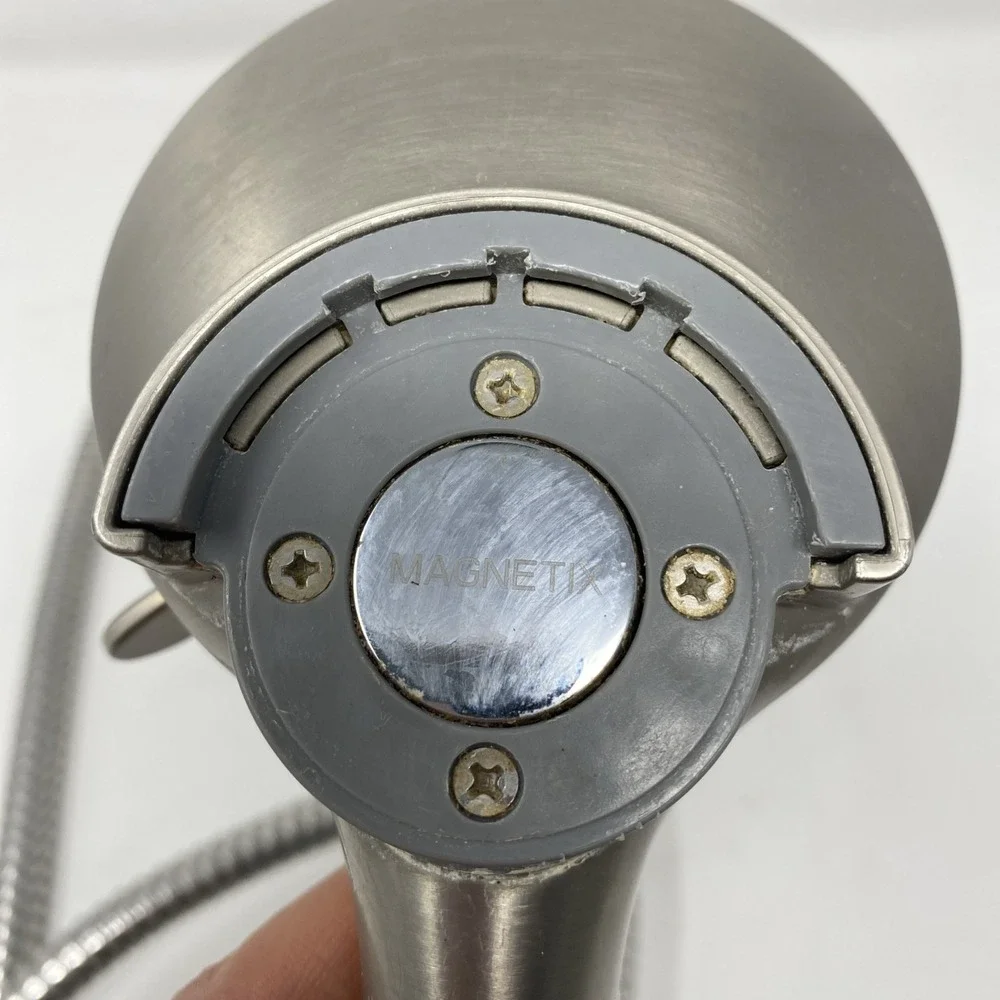 Moen‎ Engage Magnetix 5 Function 3.75