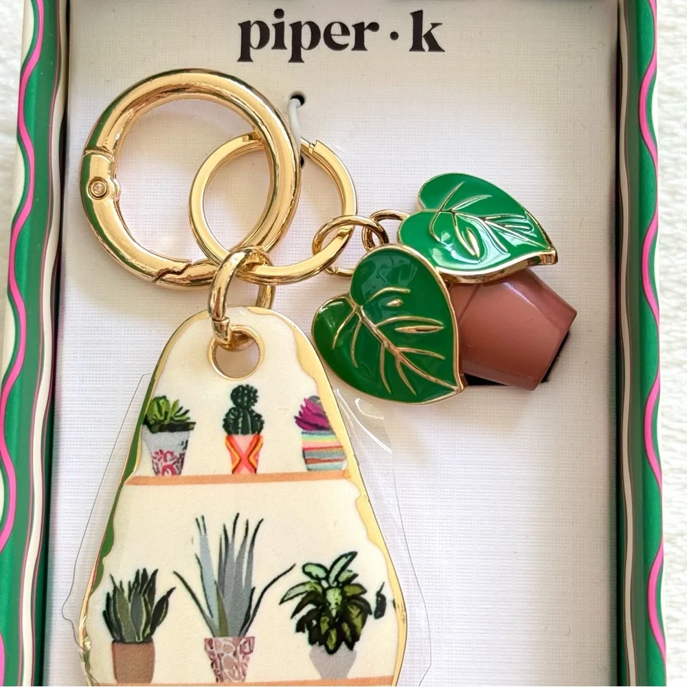 Piper K Plant Design Key Chain / Bag Charm