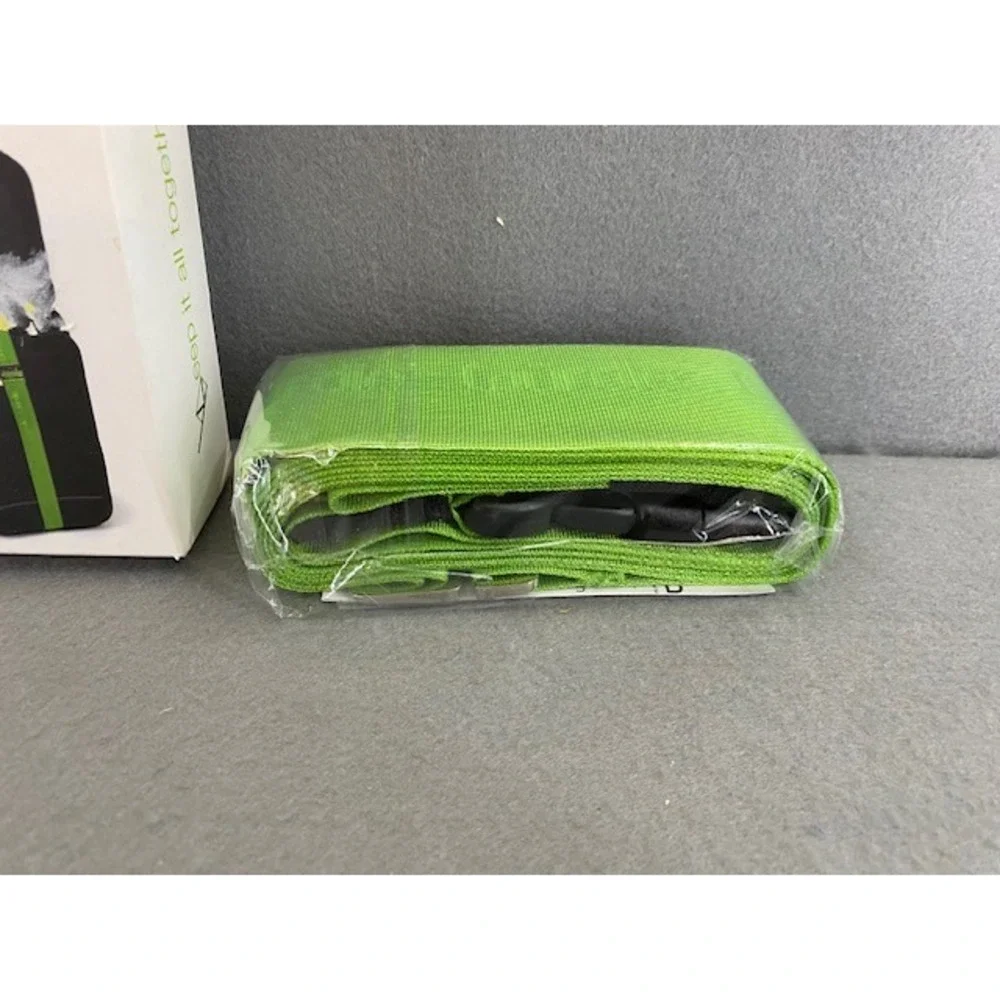 Gurdle luggage strap