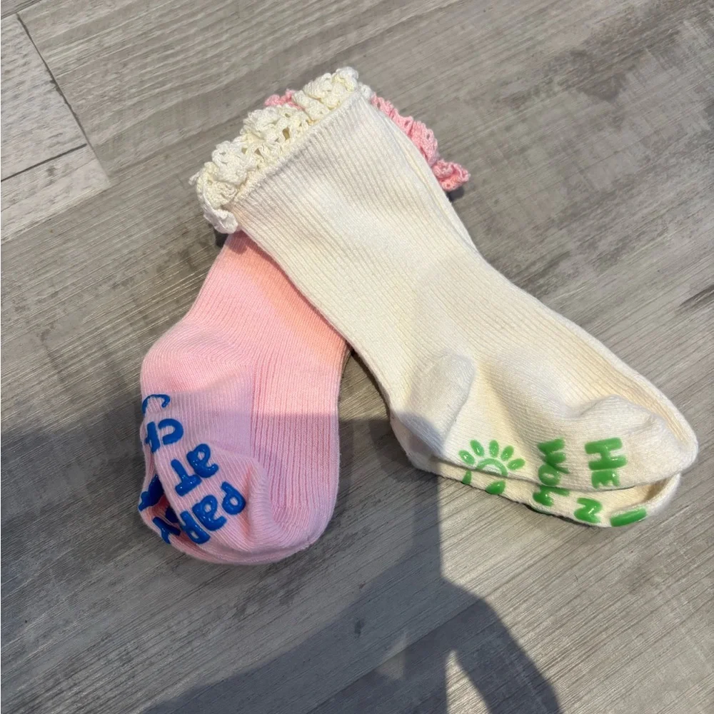 Kids Pink and Cream Baby Socks‎