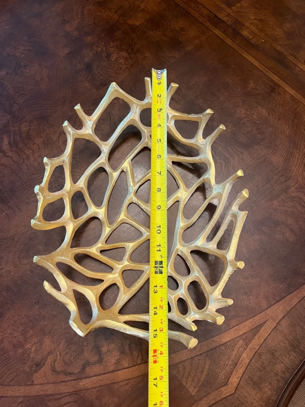 None openwork sculptural
