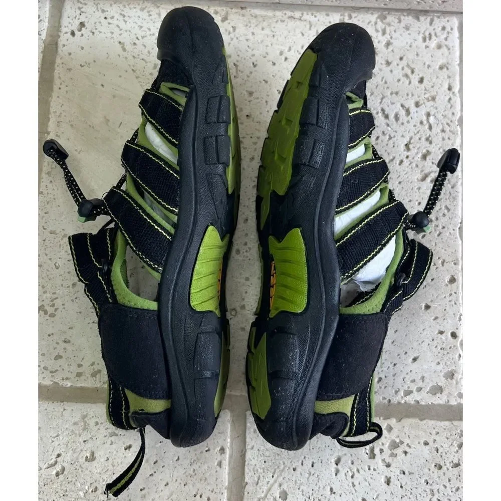 Keen NEWPORT H2 Youth Kids Black Lime Green Waterproof Sandals Size 5
