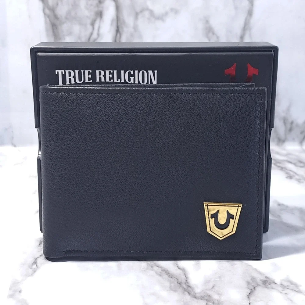 True Religion Men's‎ Leather Bifold Wallet Black With Desk Valet RFID Protection