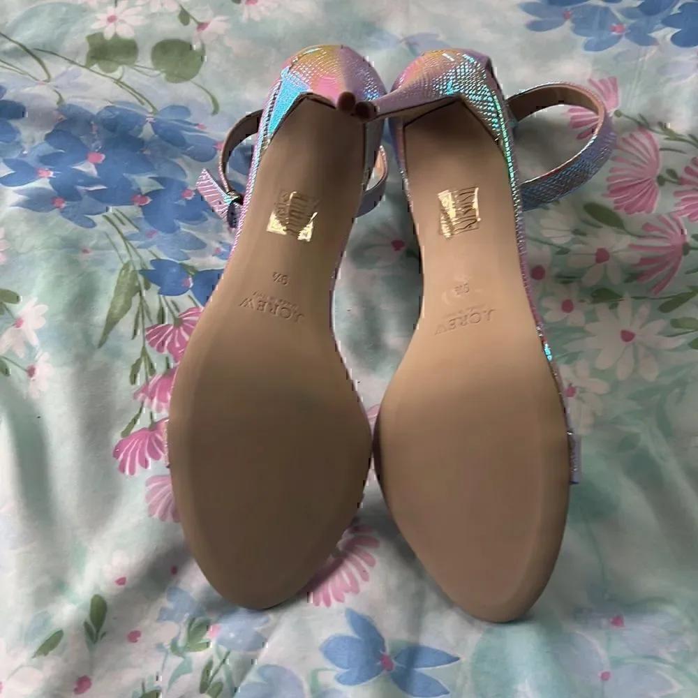 J. Crew show stopping