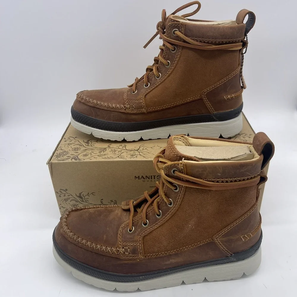 New Men's Manitobah Mukluks Mesa Moc Toe Waterproof Leather Boot‎ Oak/Chene, 10