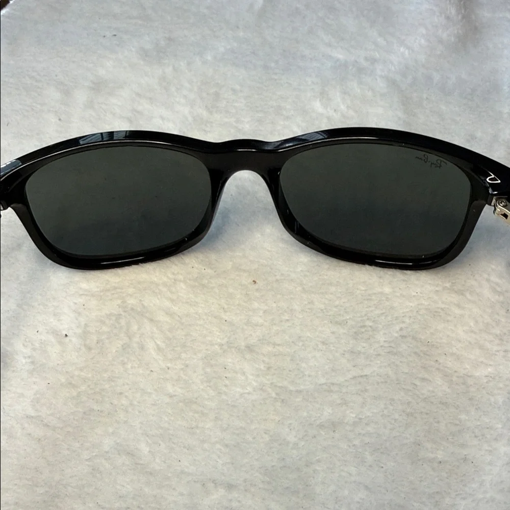 Ray-Ban elegant unisex