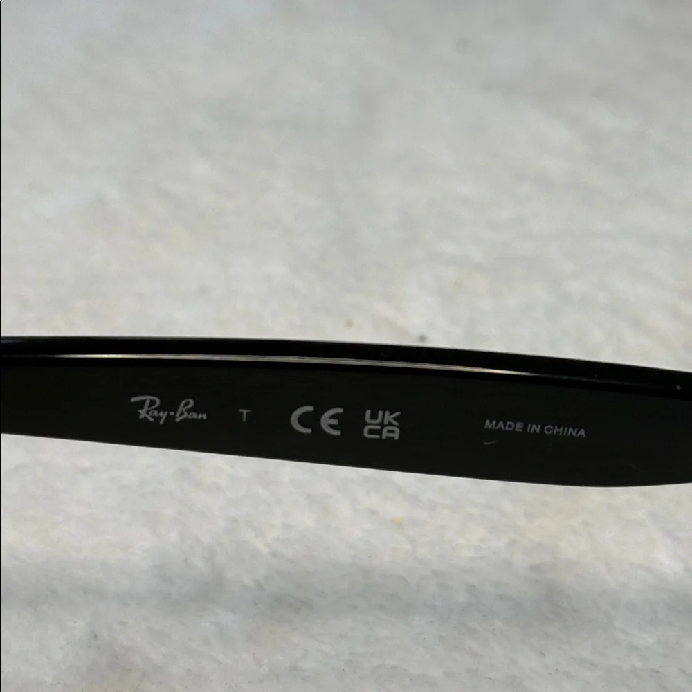 Ray-Ban elegant unisex