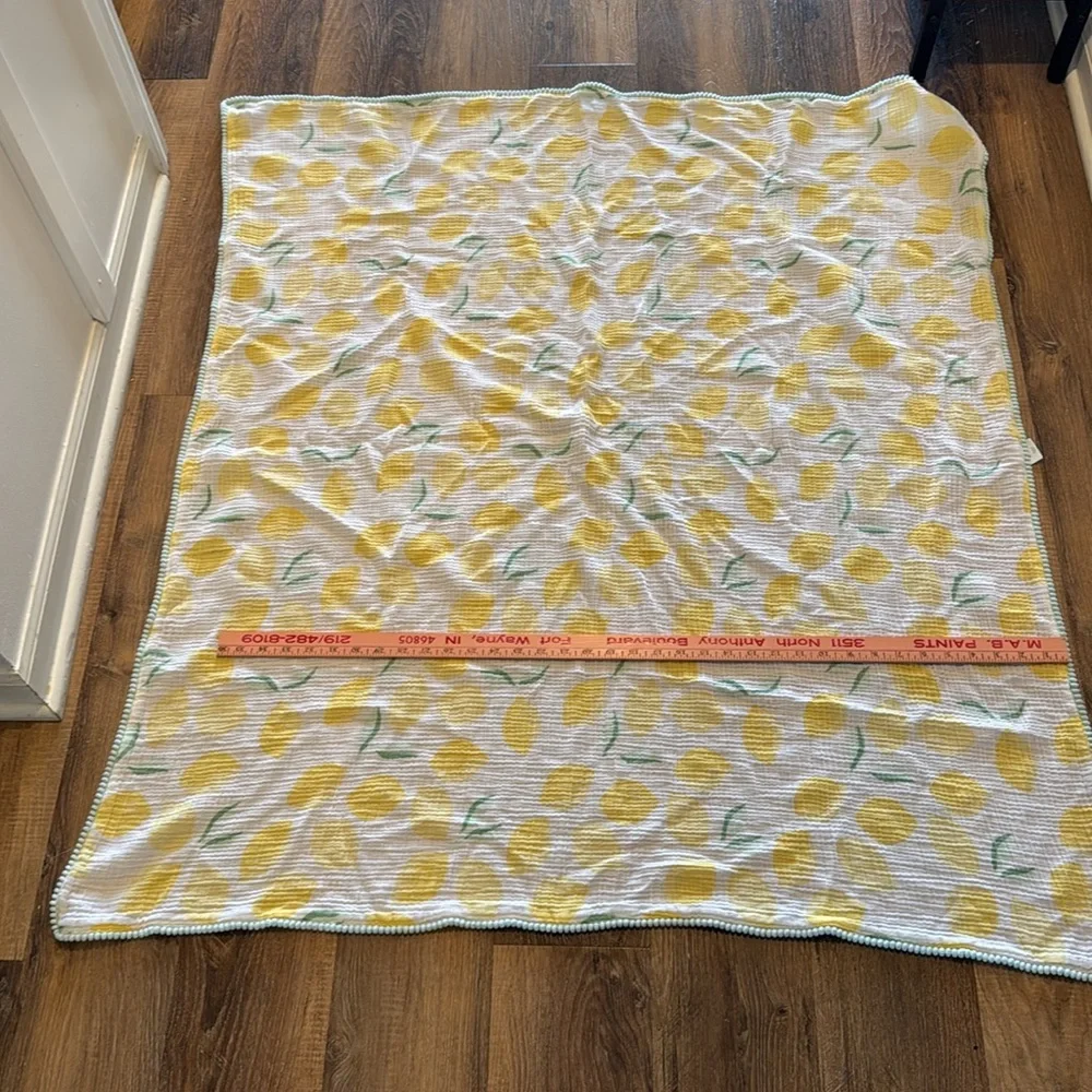 Cloud Island Cotton Swaddling Baby Blanket Lemons Leaves Pom Pom Trim
