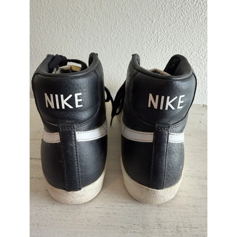 Nike blazer mid