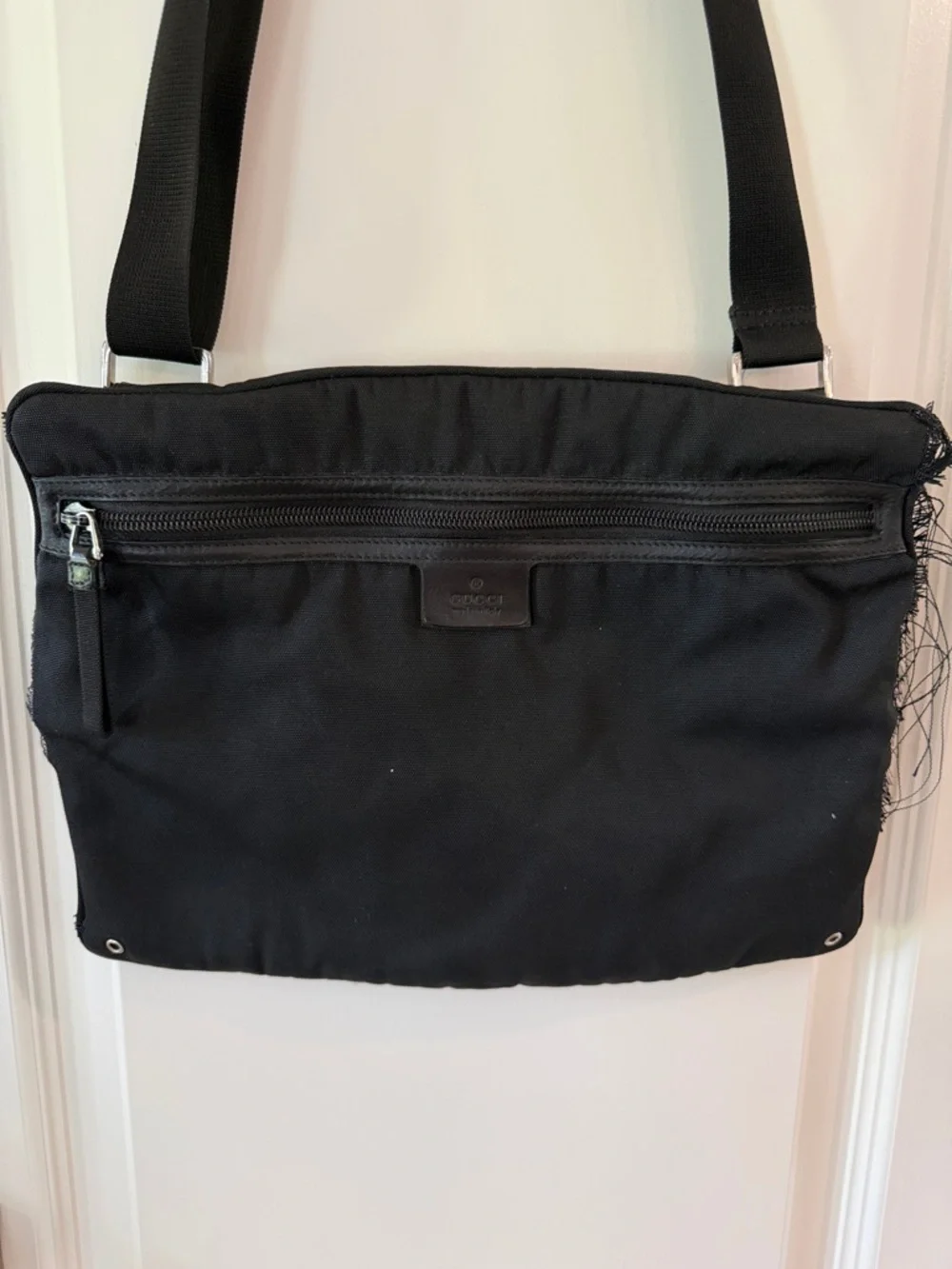 Authentic Gucci Nylon/Leather Messenger Shoulder Bag•Black•DAMAGED•See photos