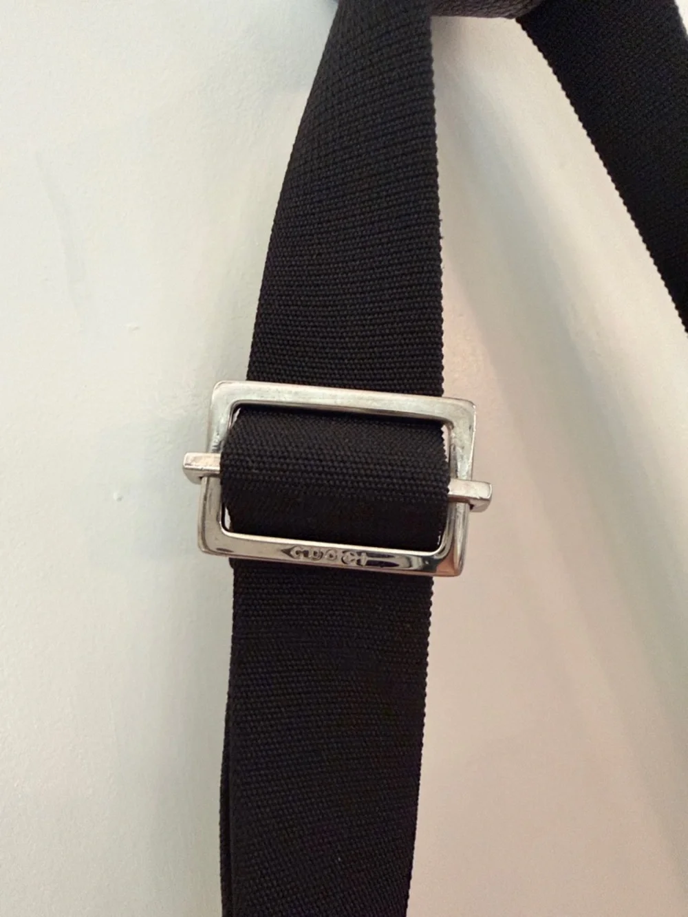 Authentic Gucci Nylon/Leather Messenger Shoulder Bag•Black•DAMAGED•See photos