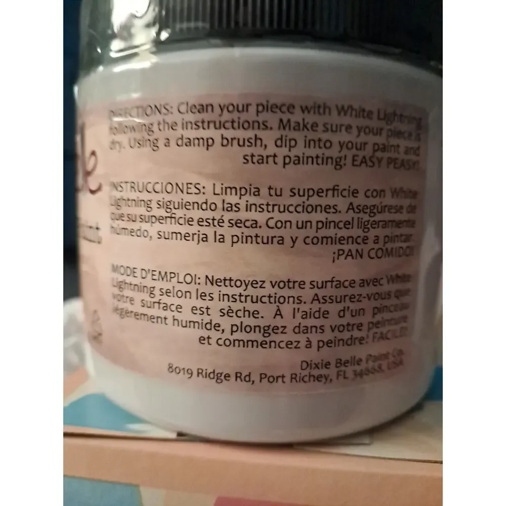 Dixie Belle Paint dixie belle