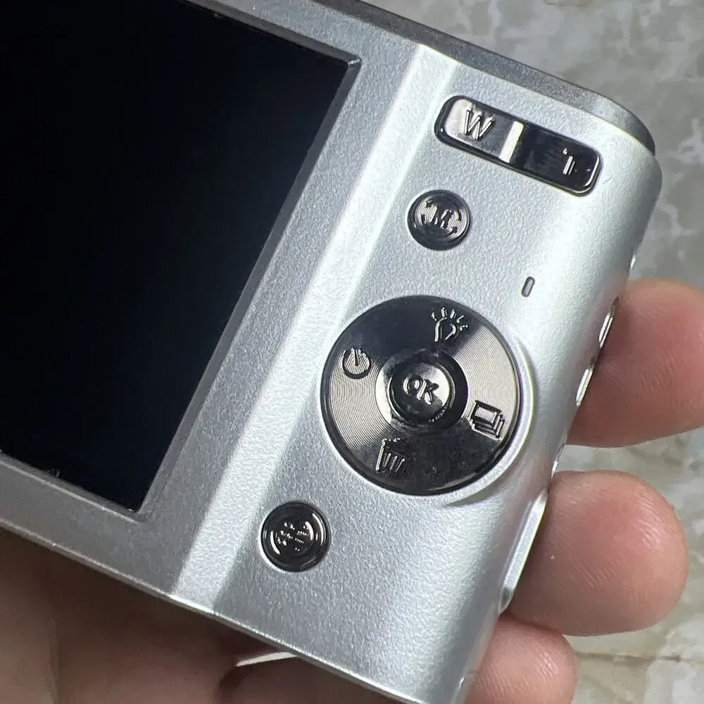 Minolta MND20 44MP Digital Camera 2.7K Ultra HD Video 16X Zoom Tested Working