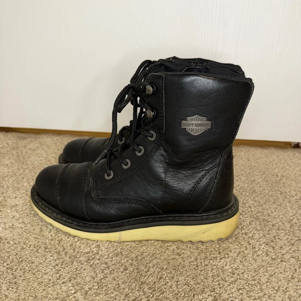 Harley-Davidson leather edge featuring