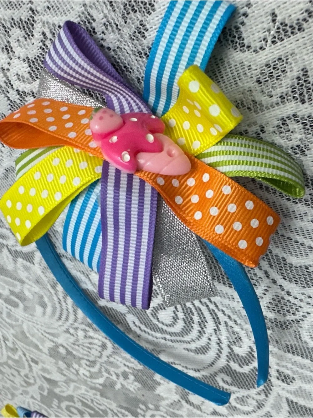 N/A fun colorful