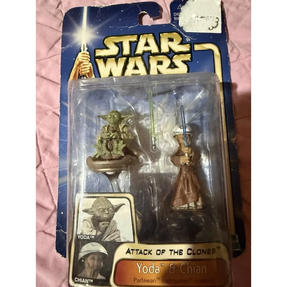 2002 MOC STAR WARS AOTC YODA & CHIAN ACTION FIGURES HASBRO