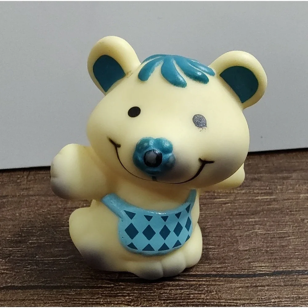 2015 Strawberry Shortcake - Blueberry Muffin's Pet - Cheesecake Mouse Z17