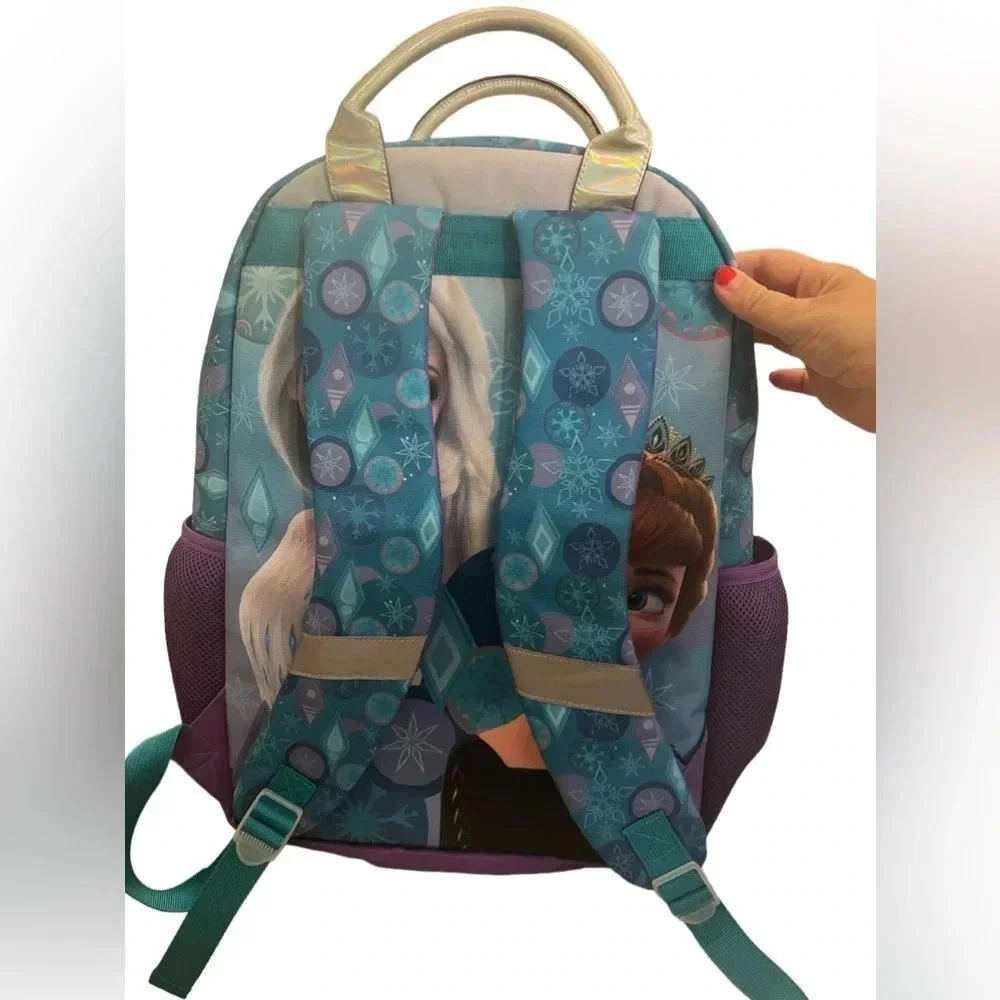 NWOT Frozen Elsa and Anna backpack