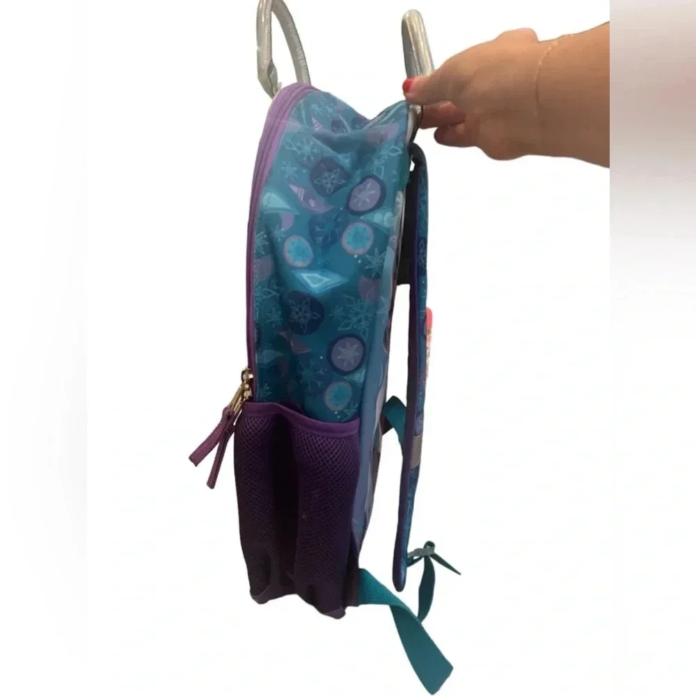 NWOT Frozen Elsa and Anna backpack