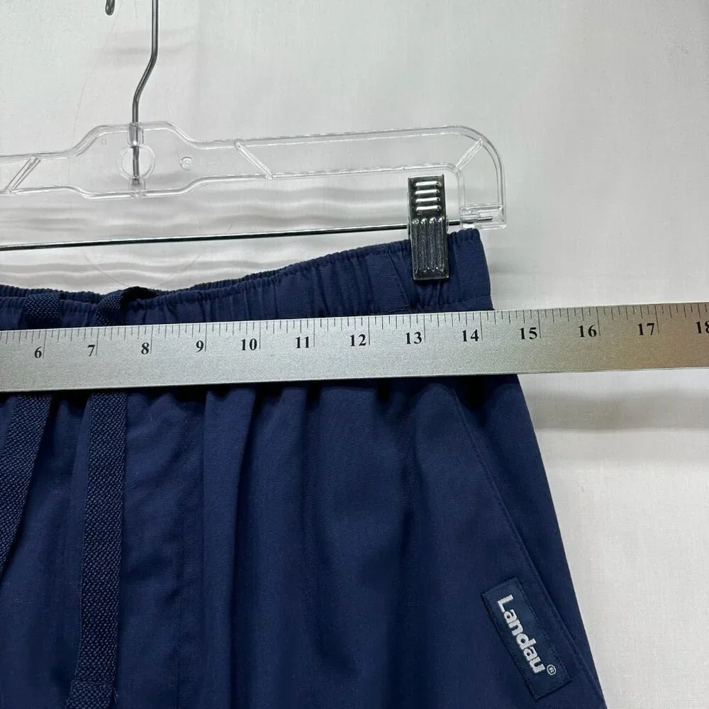 Landau scrub cargo