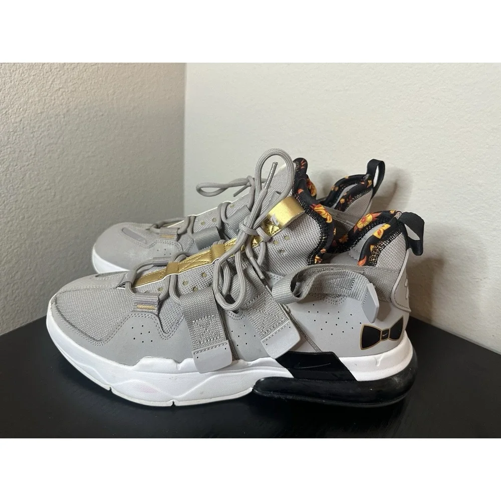 Nike grey sneakers mens
