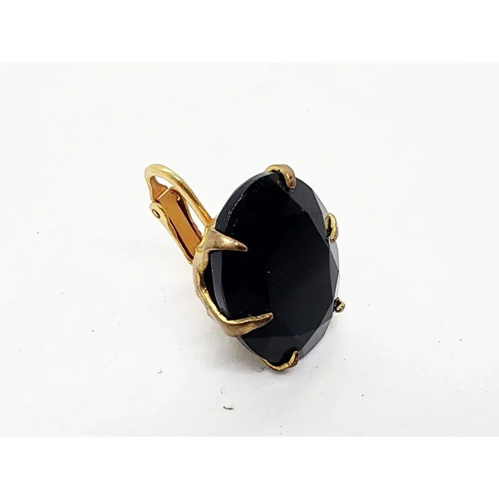 Unknown classic oval