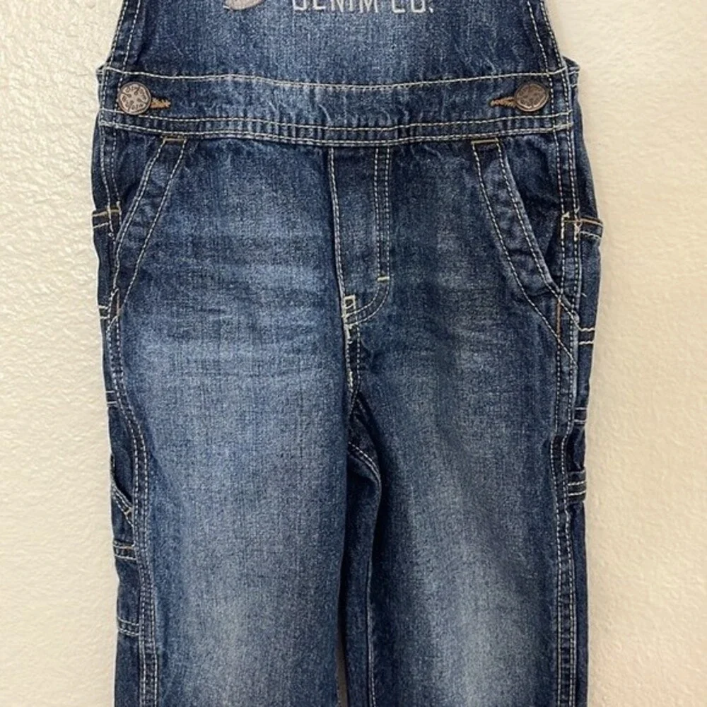 OshKosh Bgosh legs preowned adjustable