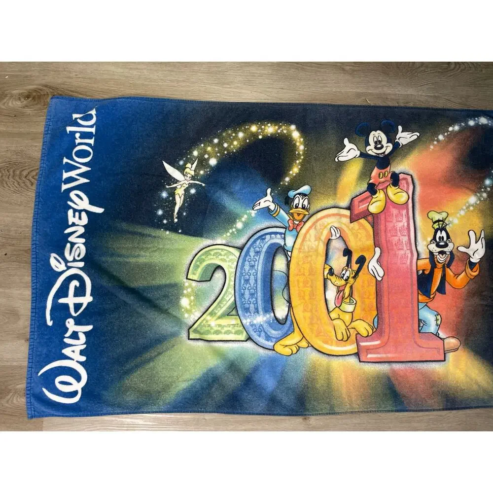 Vintage Walt Disney World 2001 Beach Towel Mickey Donald‎ Goofy Pluto