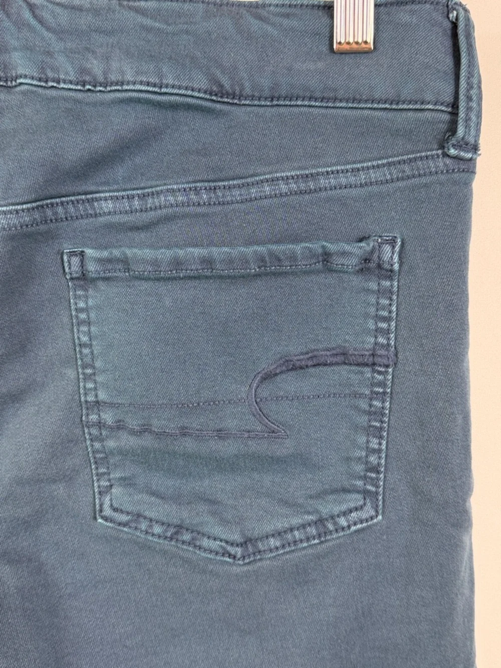 American Eagle Outfitters casual denim