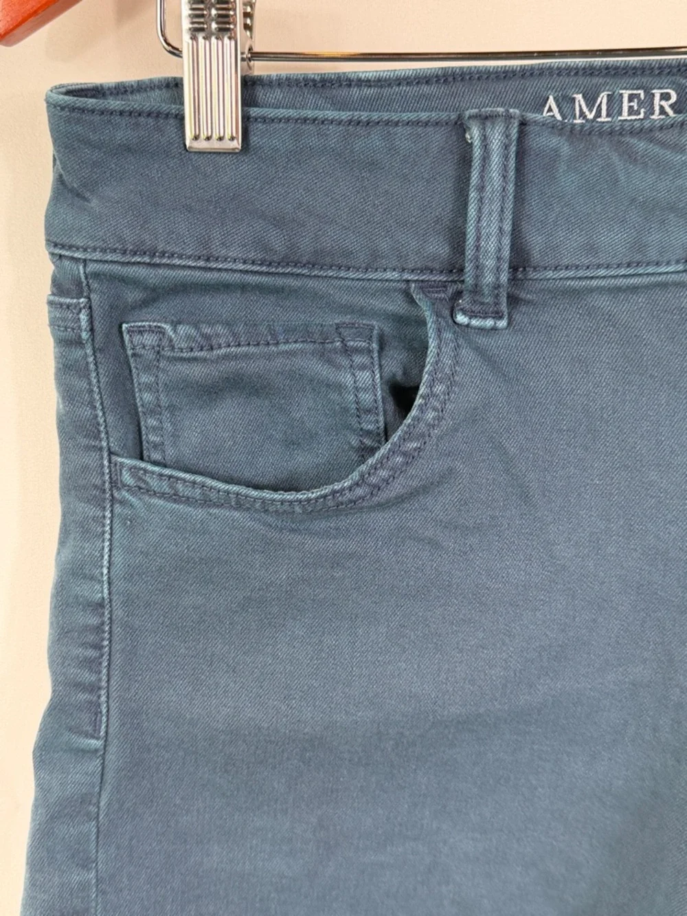 American Eagle Outfitters casual denim