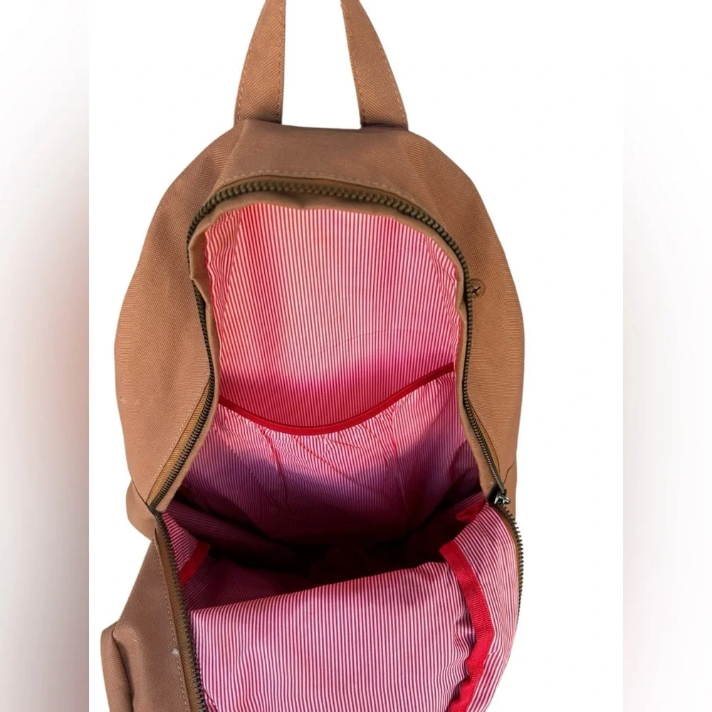 Herschel Supply Company photos please last