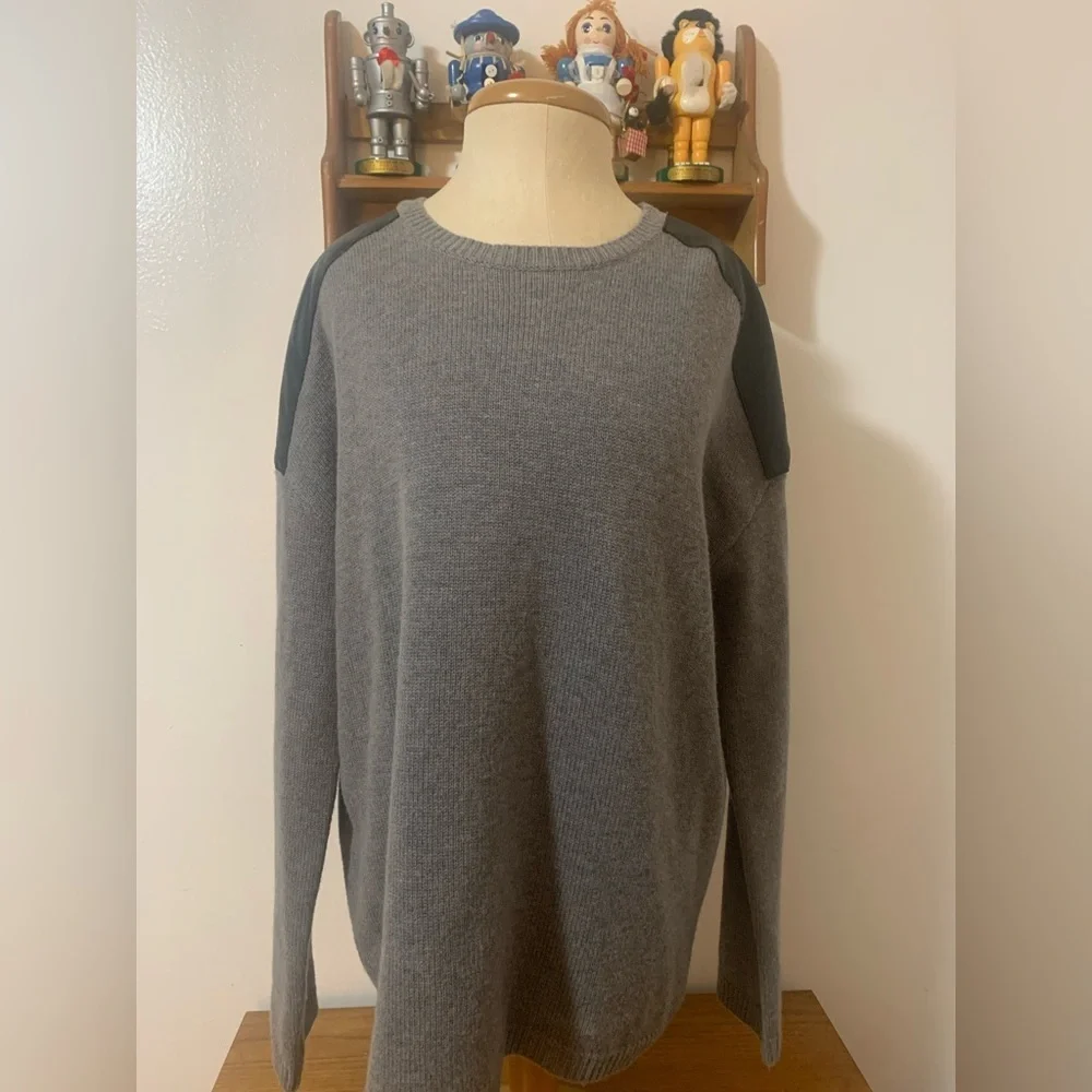 BCBGMaxAzria blend that