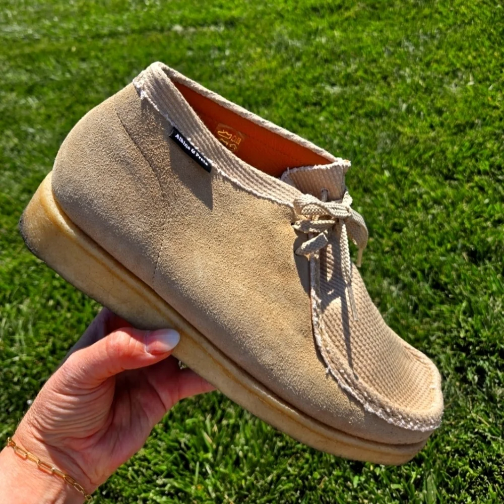 Albino & Preto padmore size p404