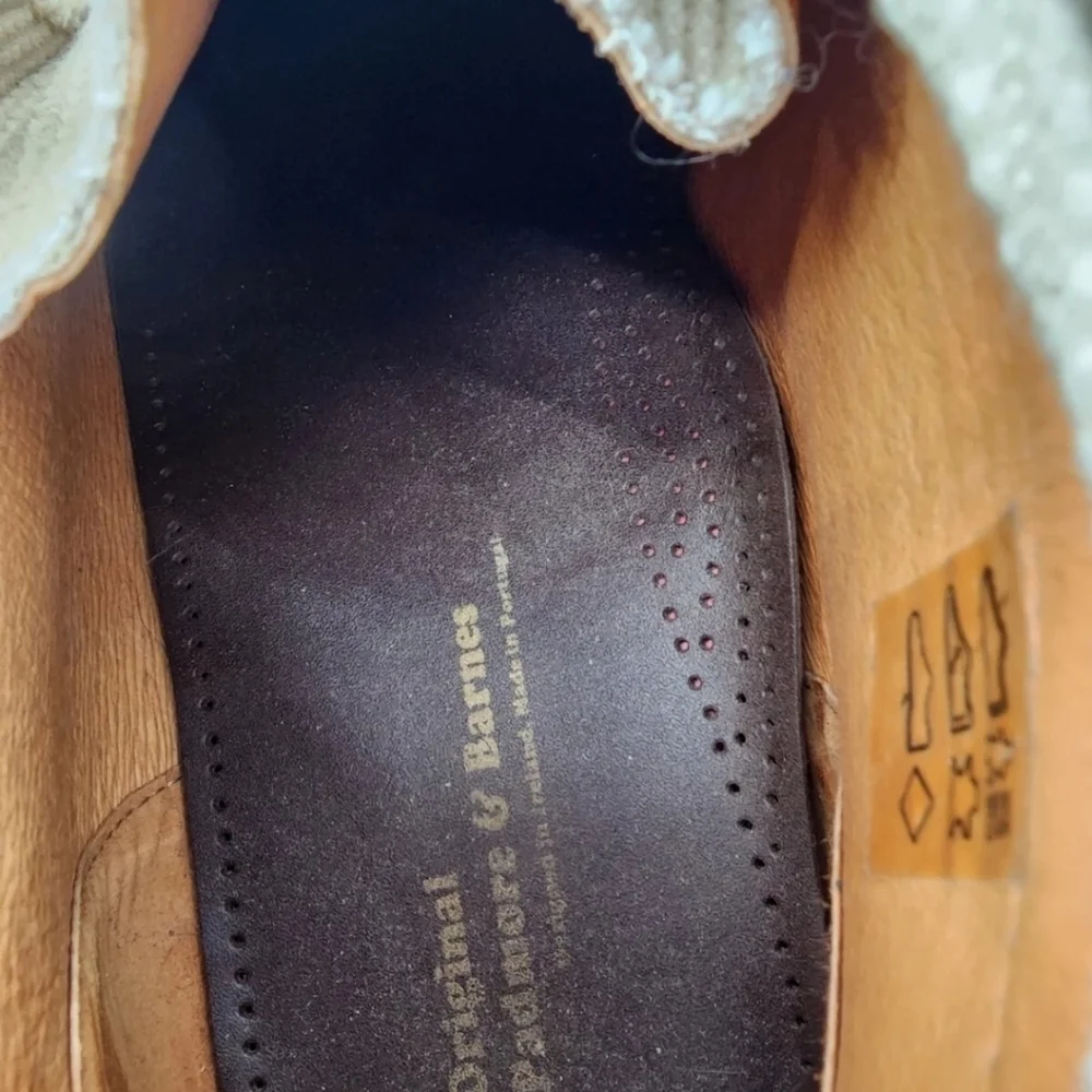 Albino & Preto barnes p404 clean