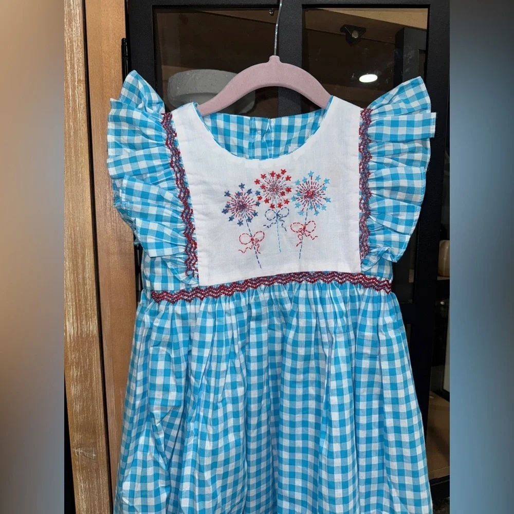 Pleats & Stitches size 4t