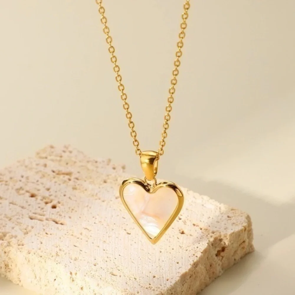 Stainless Steel Mother of Pearl Heart Pendant Necklace