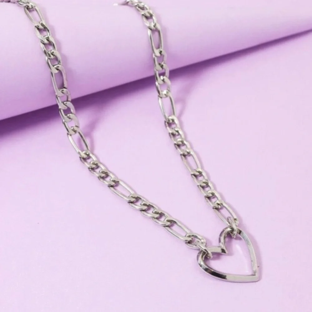necklace super confidence