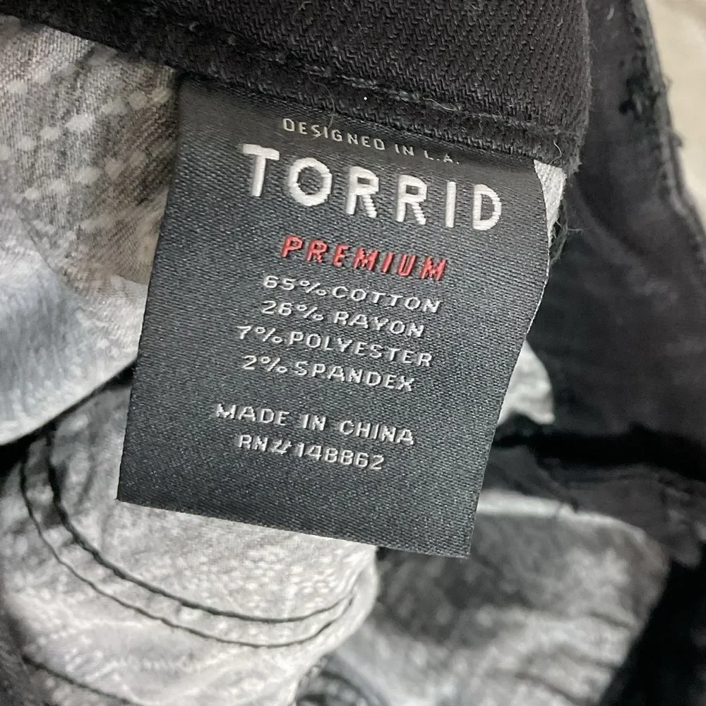 torrid chic black