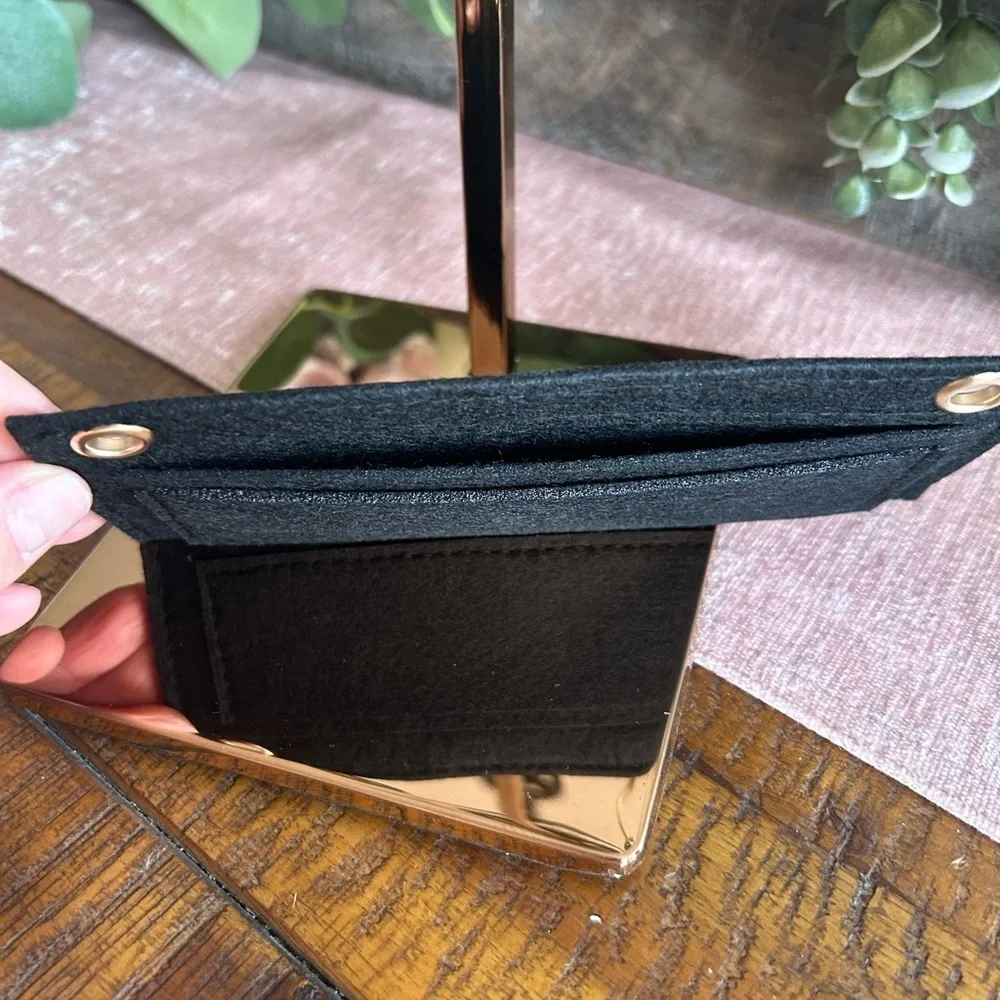 N/A stylish black