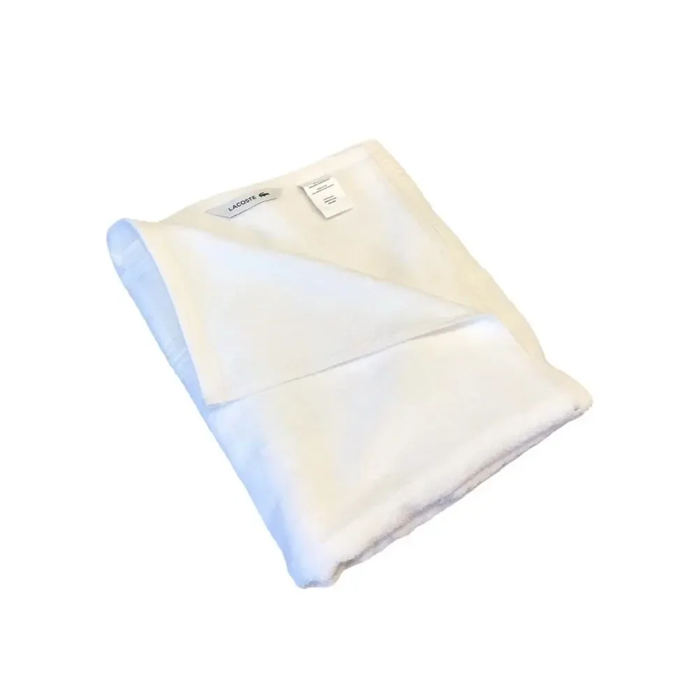 Lacoste nwt bath