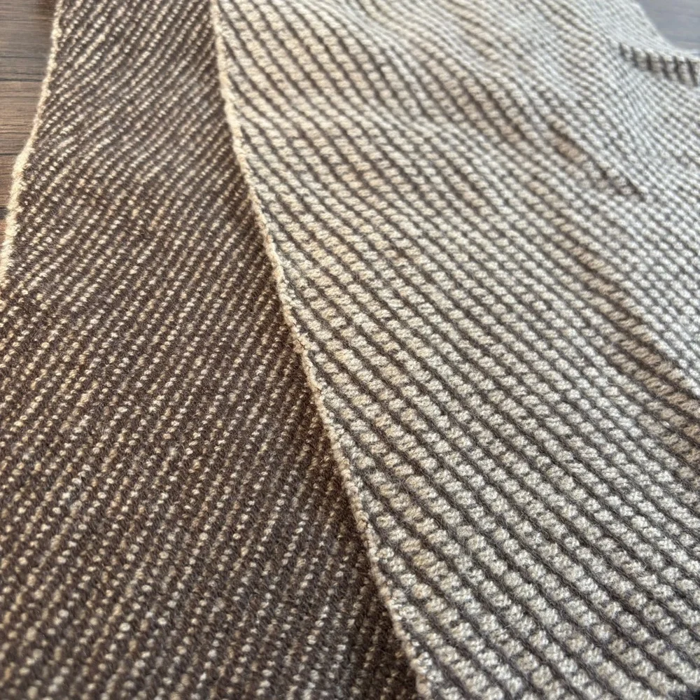 king deer preowned scarf