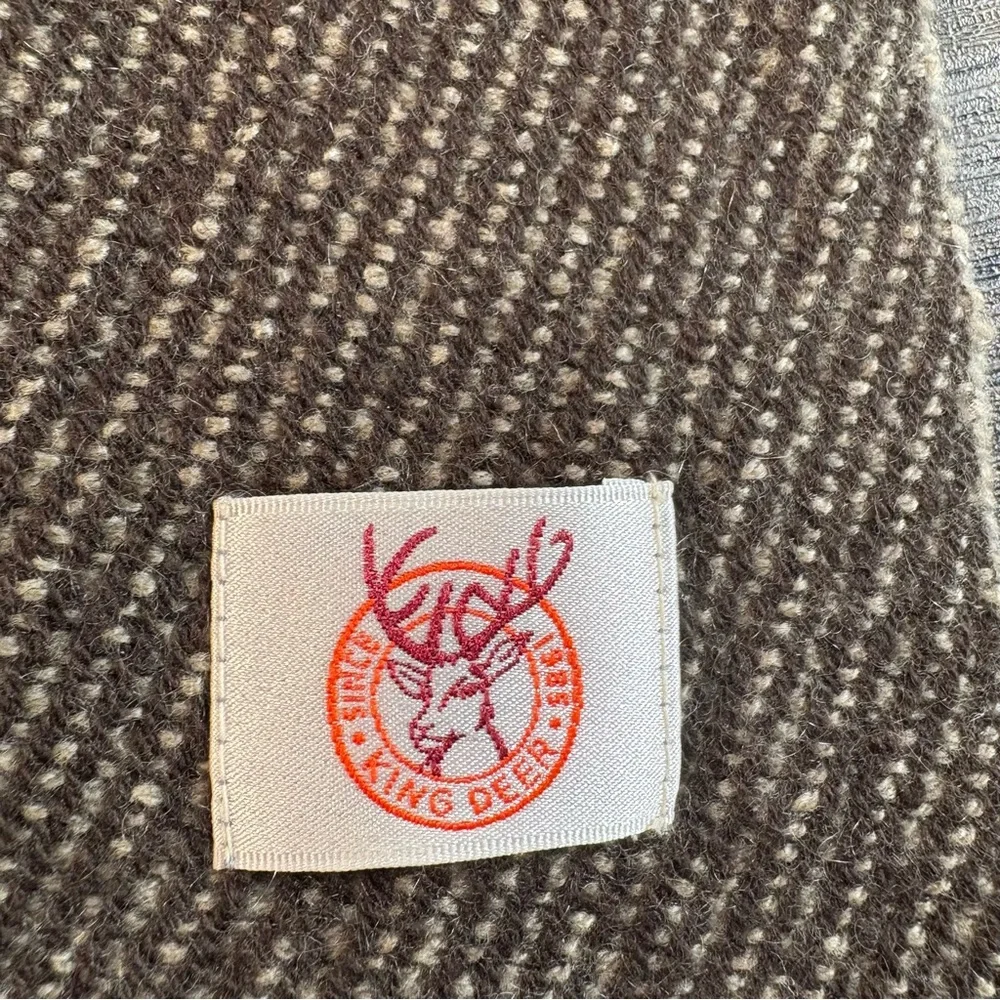 king deer preowned scarf