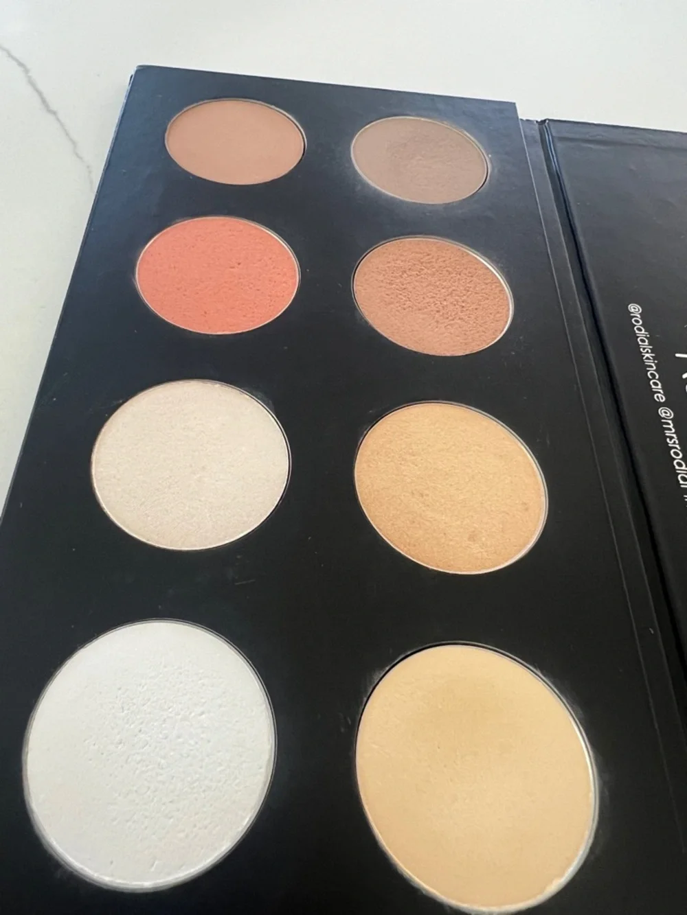 Rodial The Icons Palette Contour Bronzer Blush & Highlight & Banana Powder