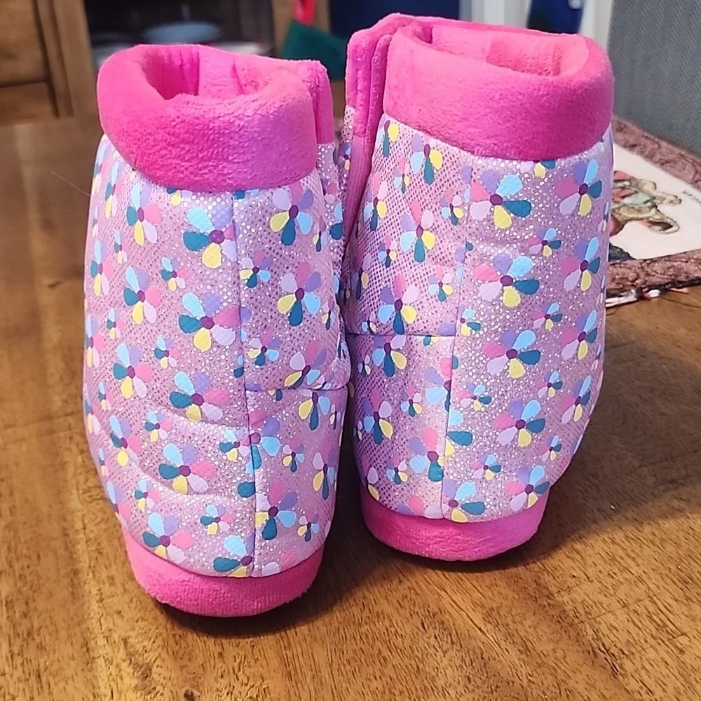 Trolls slippers sz