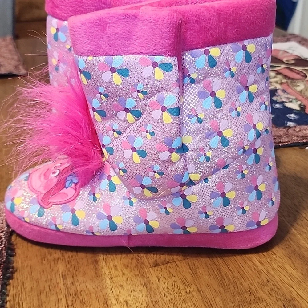 Trolls slippers sz